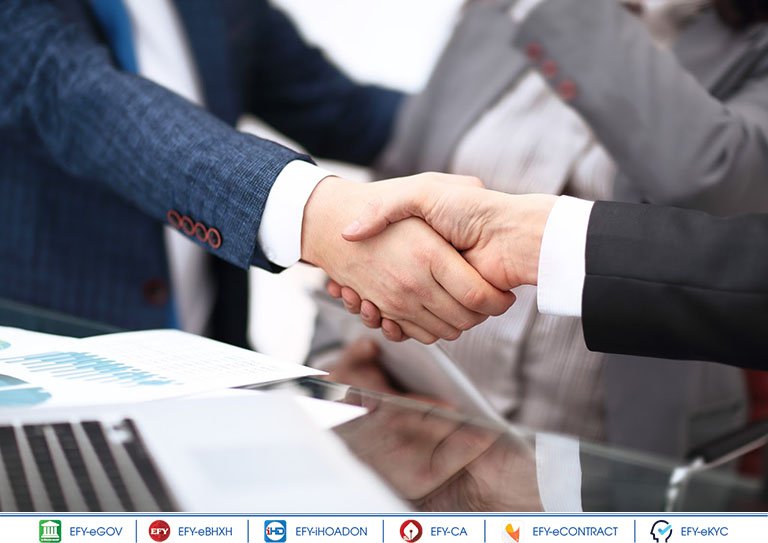 Hợp đồng chuyên gia là một loại hợp đồng dân sự và các bên có thể thỏa thuận, giao kết theo loại hợp đồng dịch vụ
